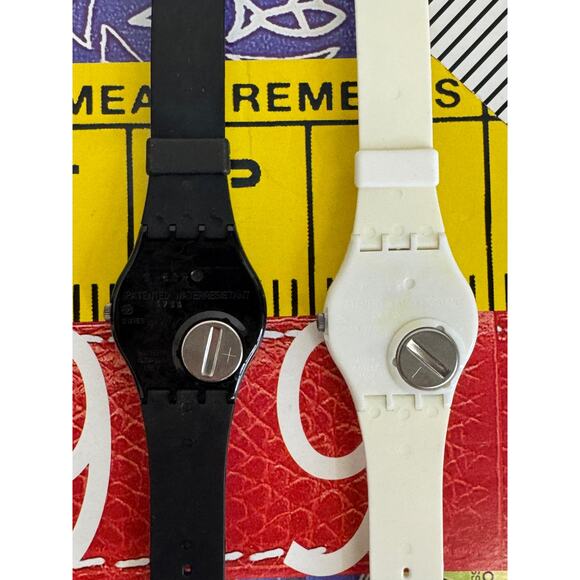 Swatch watches White Hours & Black Minutes GZS10 1995 Worldwide Packagings	NOS - Picture 6 of 7